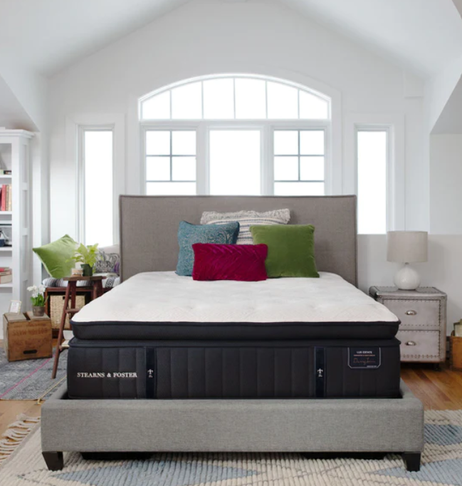 Stearns & Foster Cassatt Luxury Ultra Plush Pillowtop Queen Mattress- Floor Model