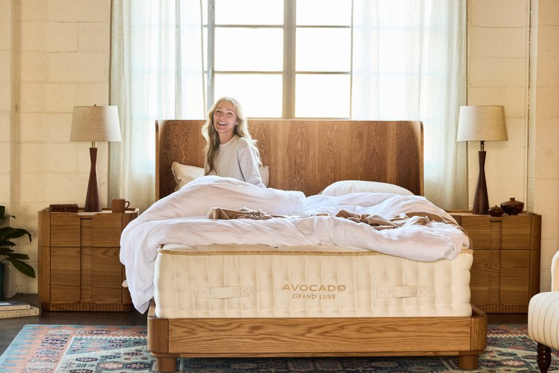 Grand Luxe Mattress - Classic Tufted Top