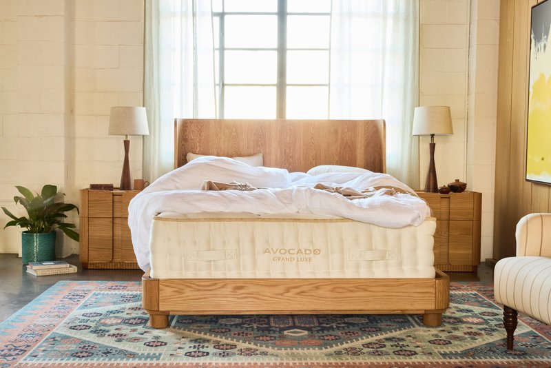 Grand Luxe Mattress - Classic Tufted Top
