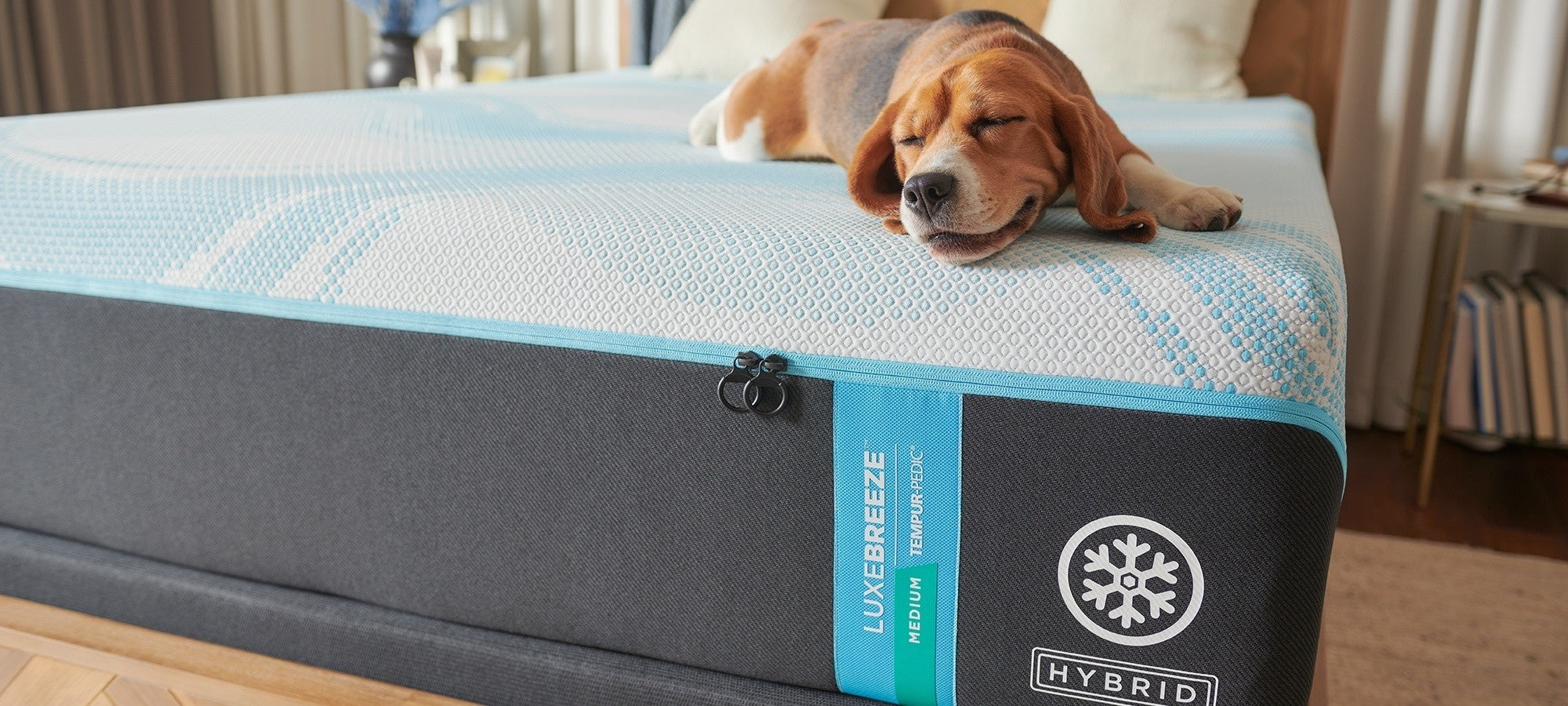 Tempur-Pedic LUXEbreeze Medium Hybrid Mattress 2.0