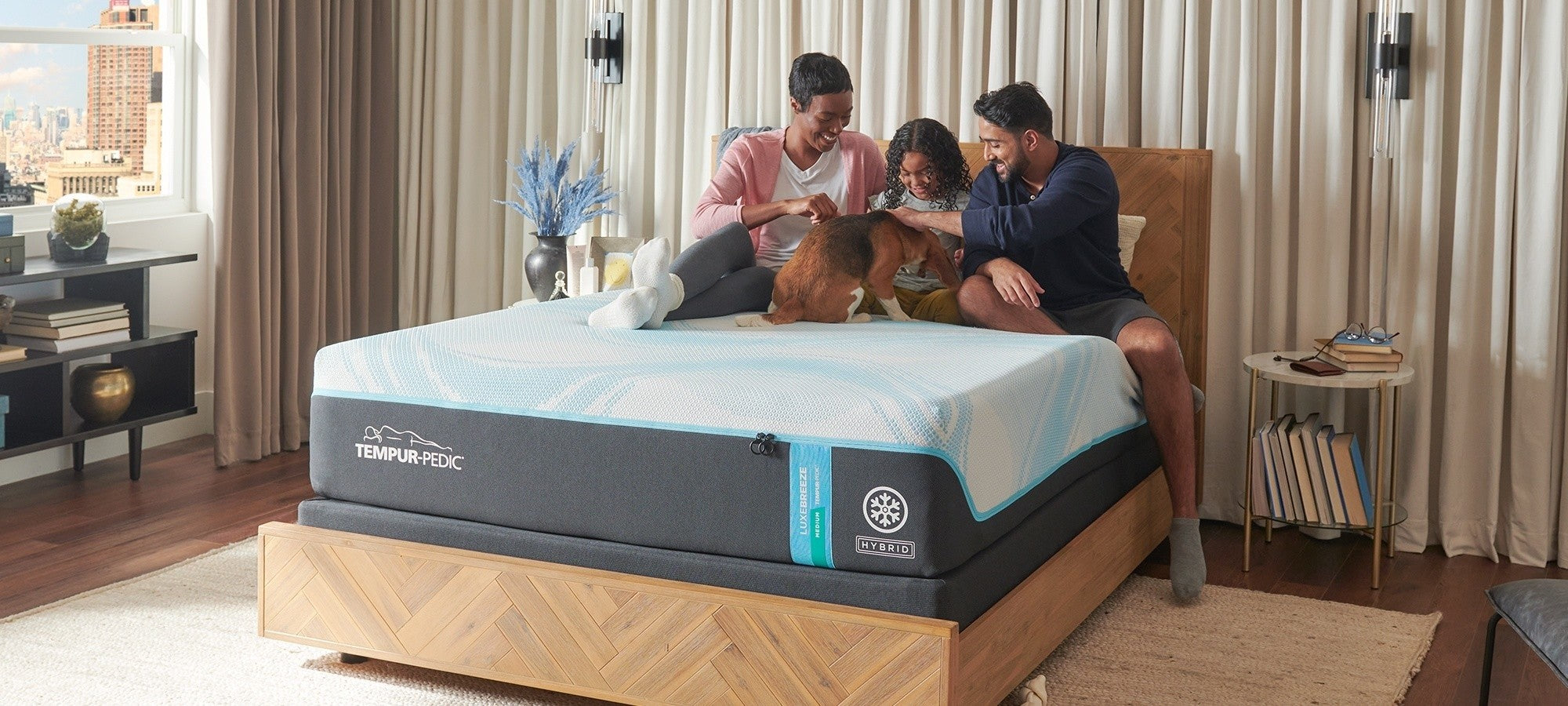 Tempur-Pedic LUXEbreeze Medium Hybrid Mattress 2.0