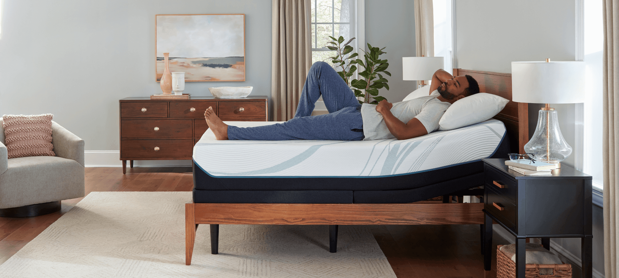 Tempur-Pedic Adapt Medium Hybrid Mattress 2.0
