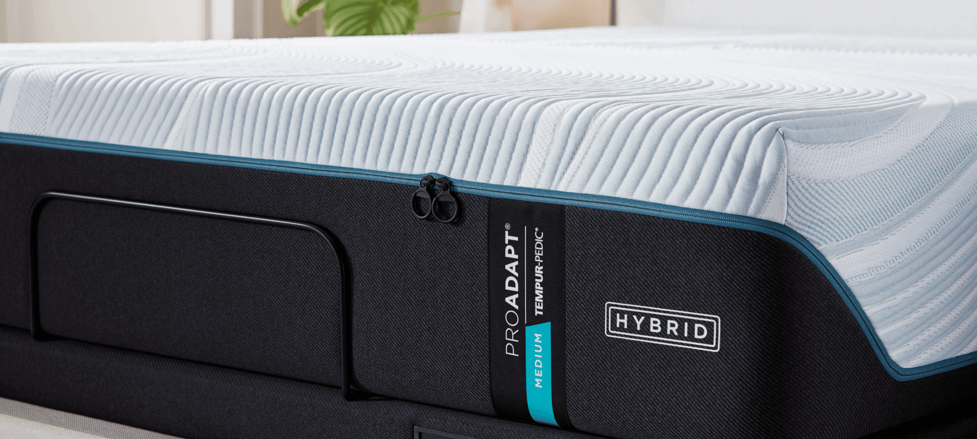 Tempur-Pedic ProAdapt Medium Hybrid Mattress 2.0
