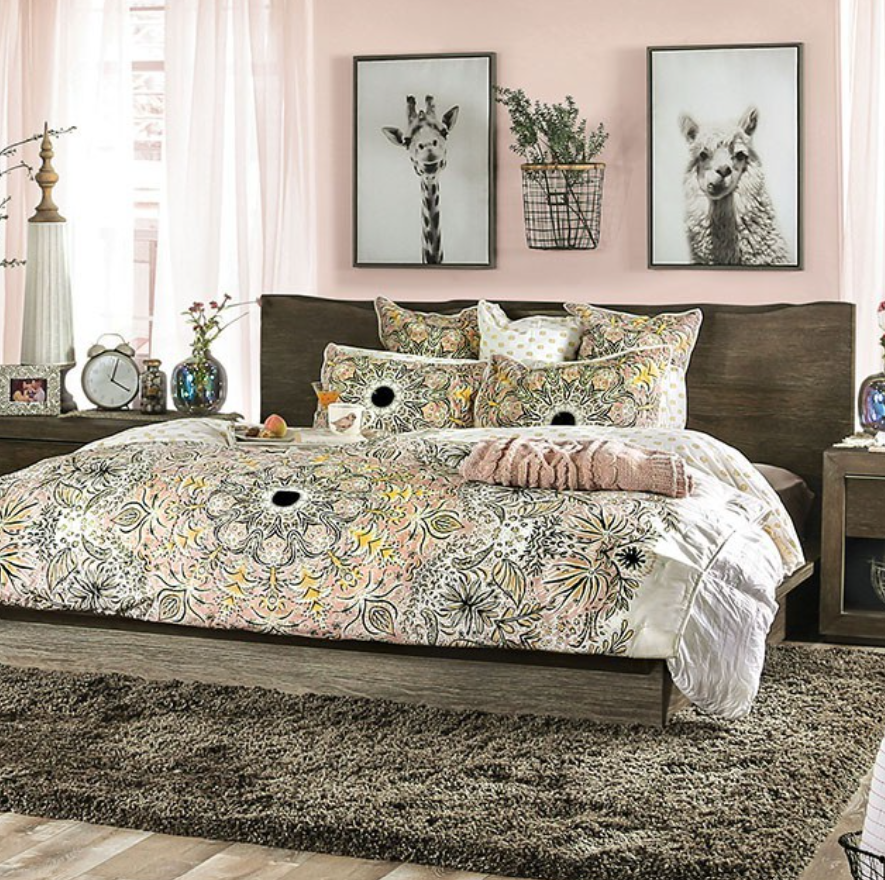Furniture of America Bridgewater queen complete bed- Floor Model